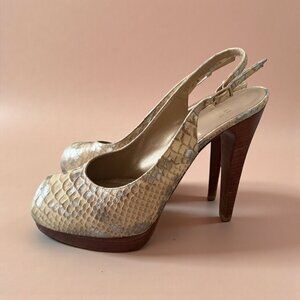 STUART WEITZMAN Beige Metallic Leather Slingback Heels Size 8